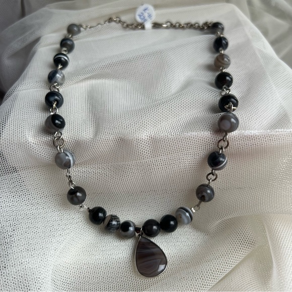 Genuine Agate Gemstone Bead Teardrop Necklace NWT - Picture 7 of 13